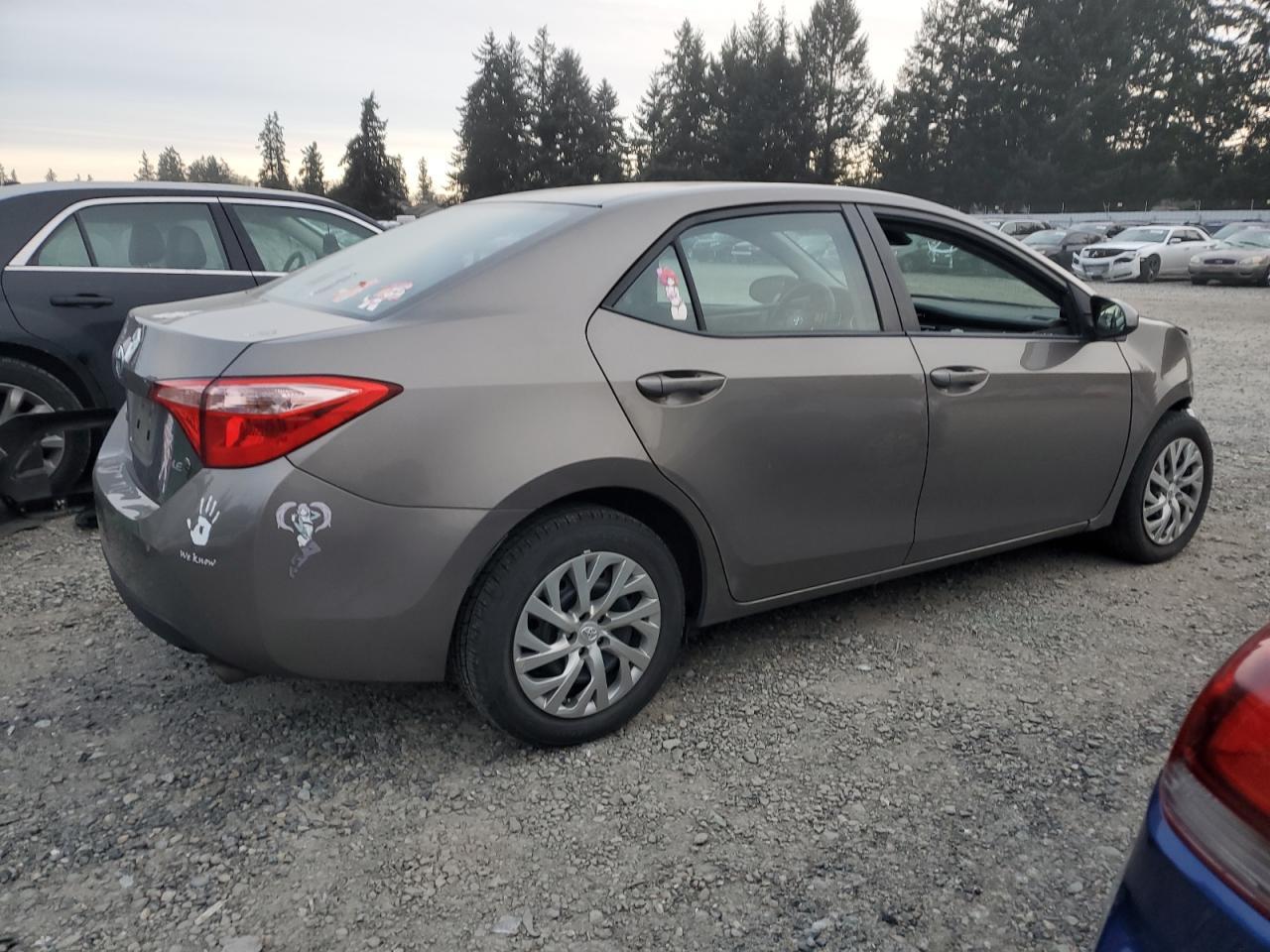 2019 TOYOTA COROLLA L - Image 3