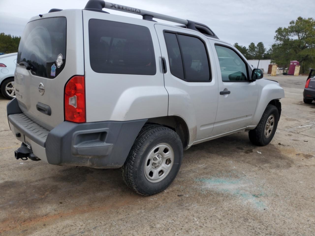 2014 NISSAN XTERRA X - Image 3