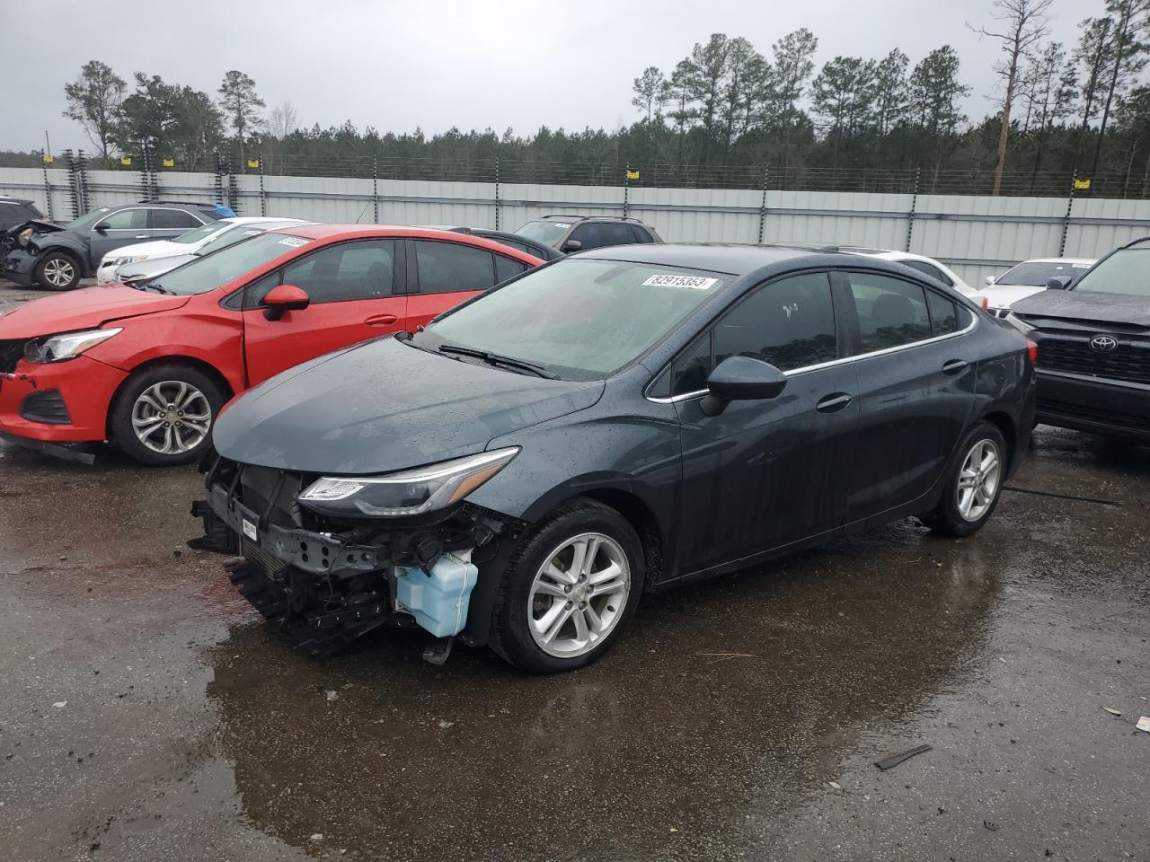 2017 CHEVROLET CRUZE LT