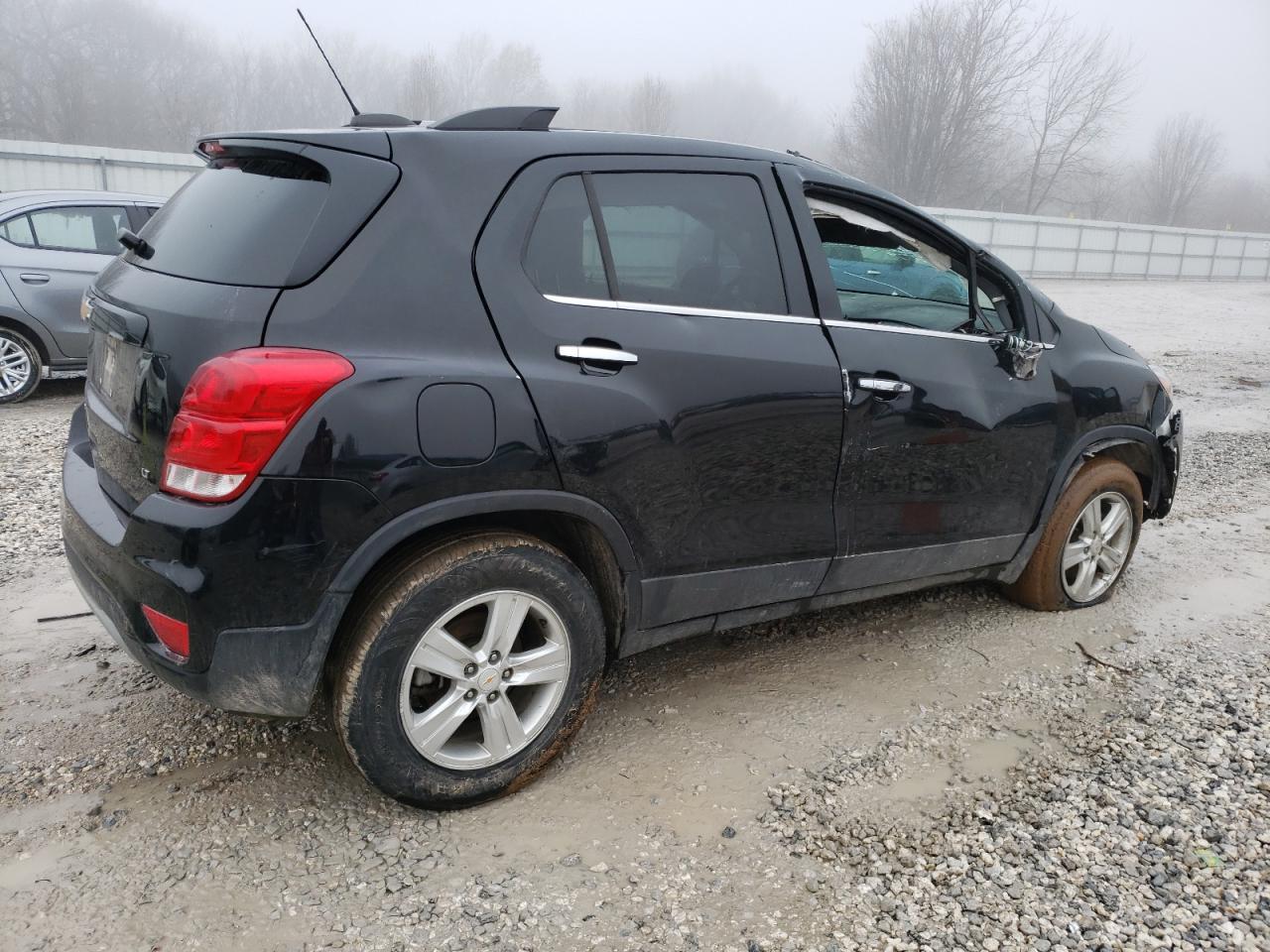 2019 CHEVROLET TRAX 1LT - Фото 3