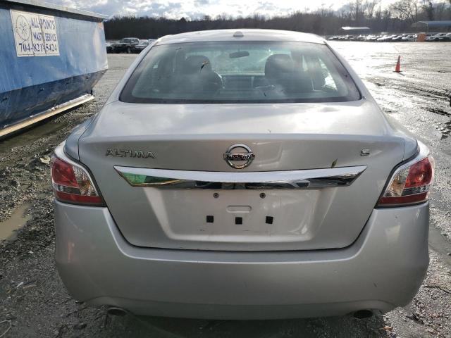 2015 Nissan Altima 2.5 - Image 6
