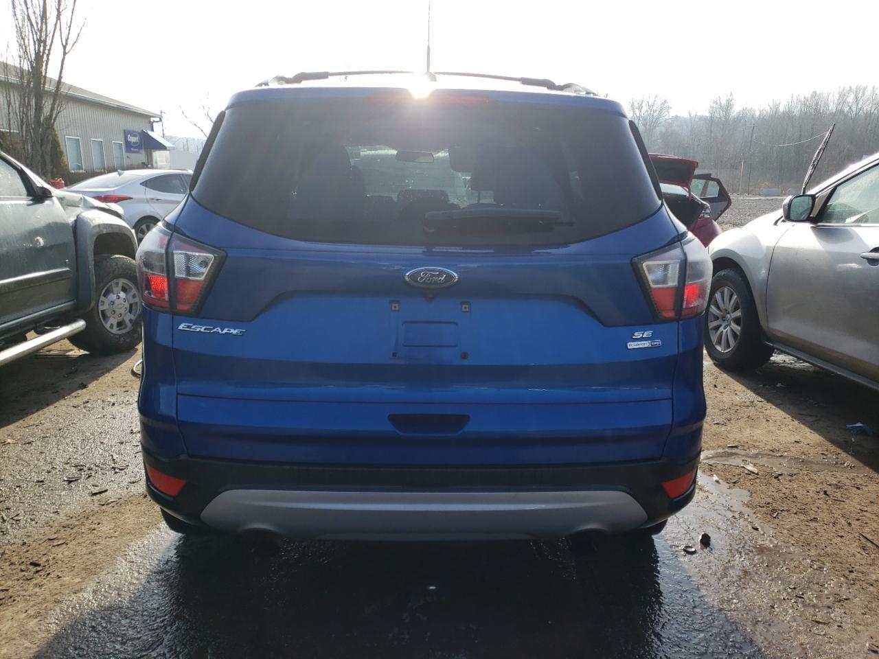 2017 FORD ESCAPE SE - Фото 6