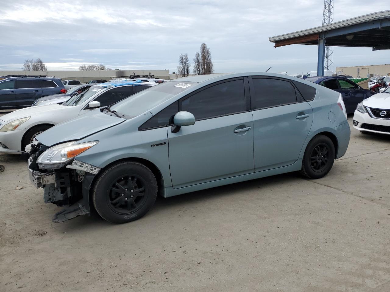 2015 TOYOTA PRIUS car image