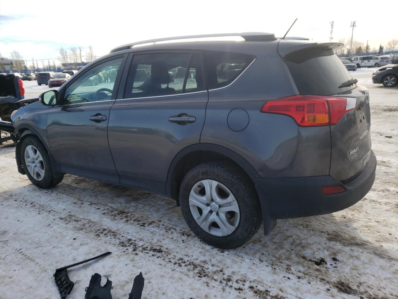 2014 TOYOTA RAV4 LE - Фото 2