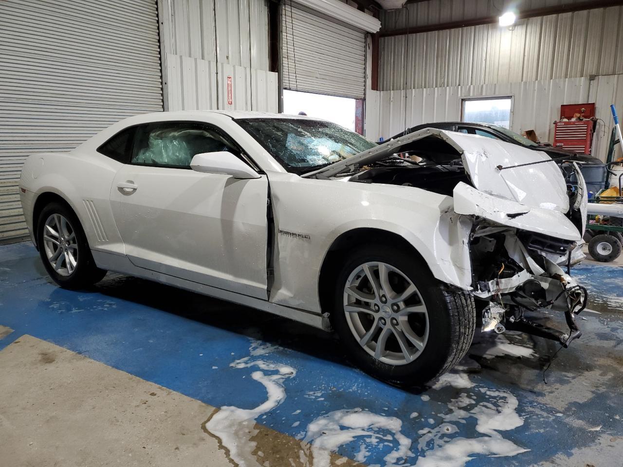 2015 CHEVROLET CAMARO LS - Image 4