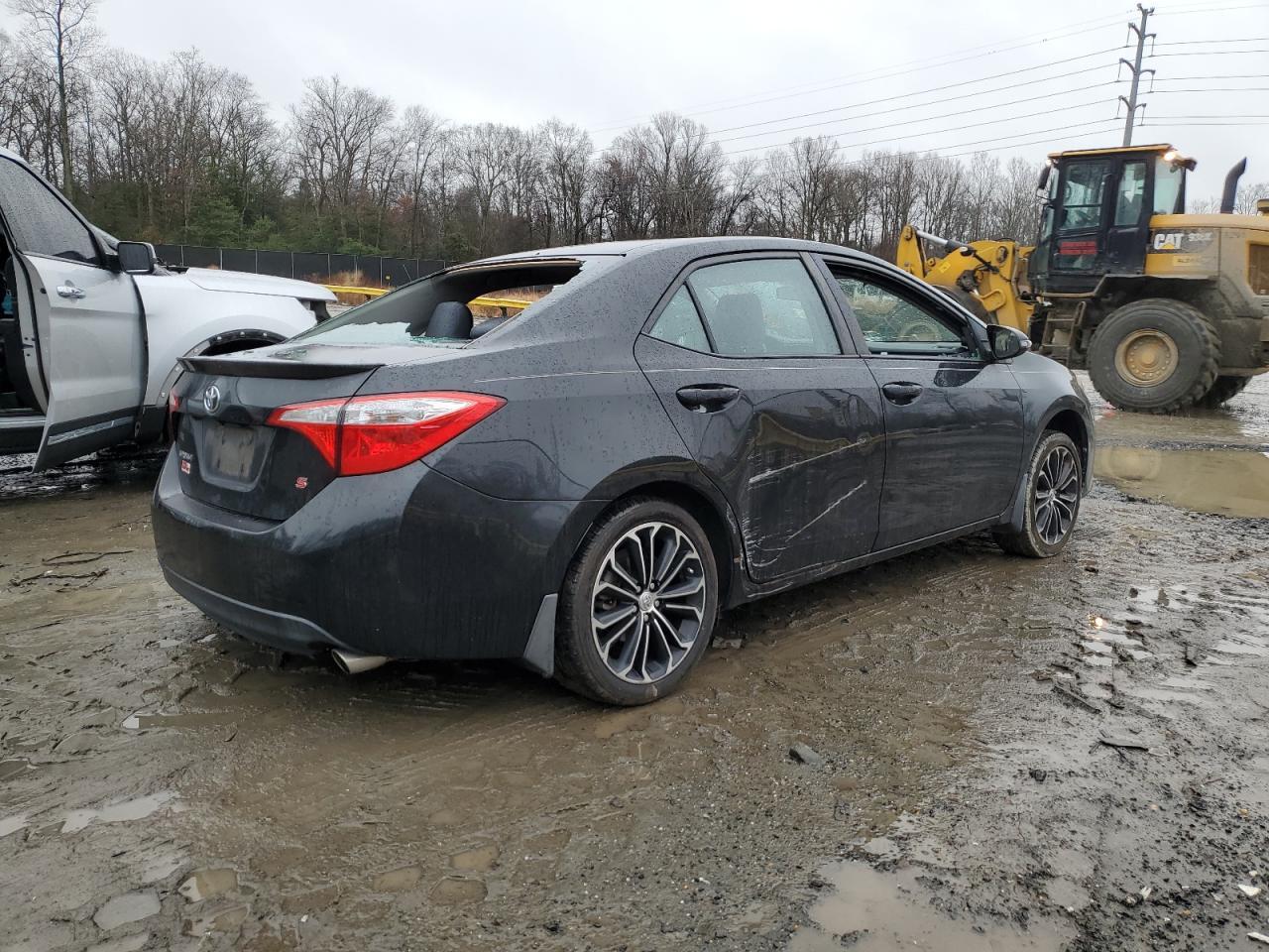 2015 TOYOTA COROLLA L - Фото 3