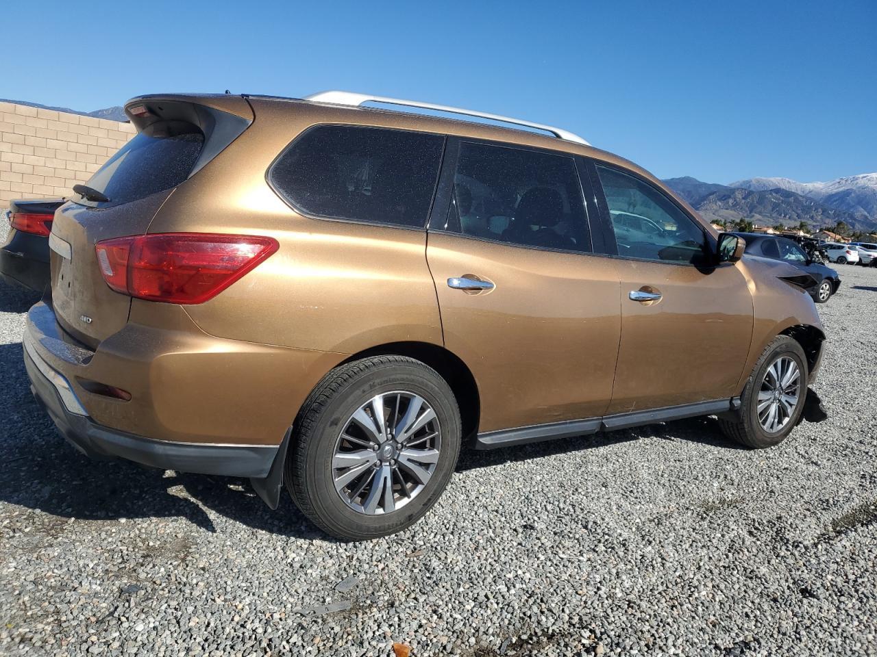 2017 NISSAN PATHFINDER - Image 3