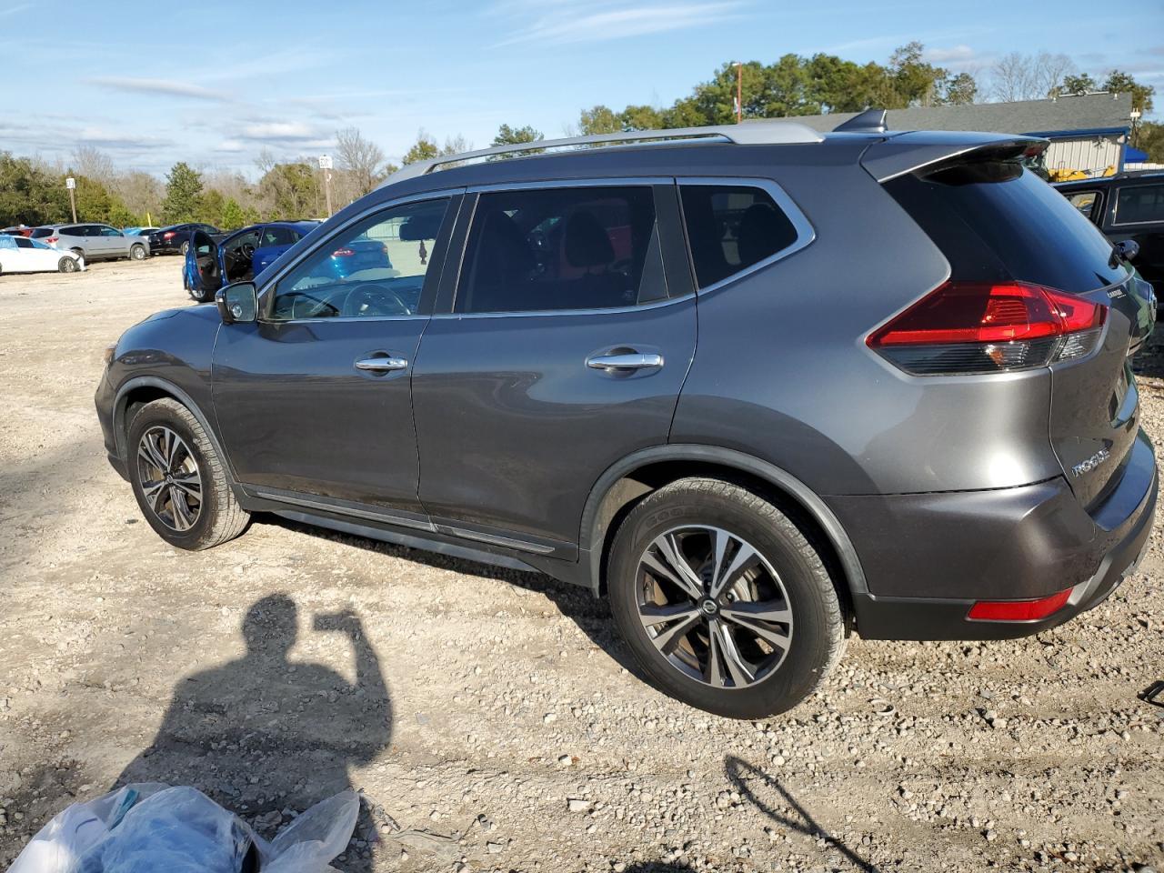 2018 NISSAN ROGUE S - Фото 2