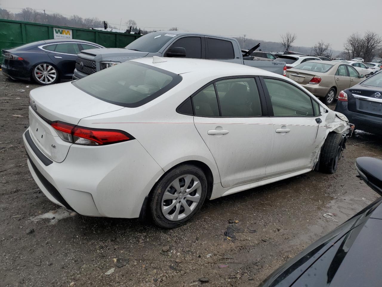 2022 TOYOTA COROLLA LE - Фото 3