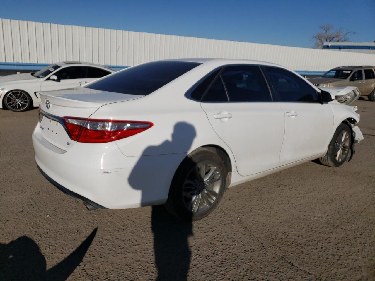 2016 TOYOTA CAMRY LE - Image 3