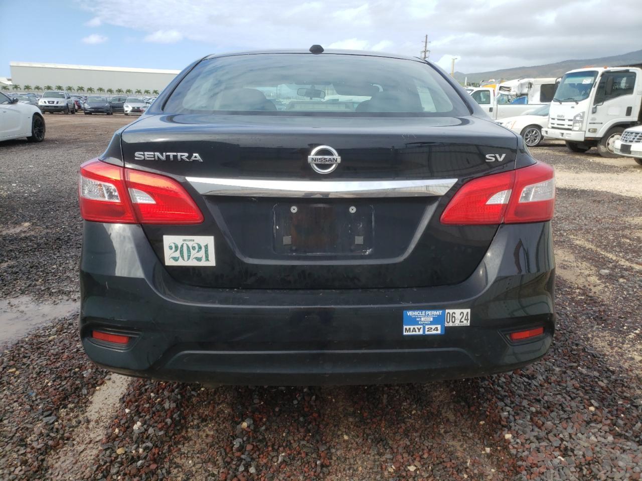 2017 NISSAN SENTRA S - Фото 6