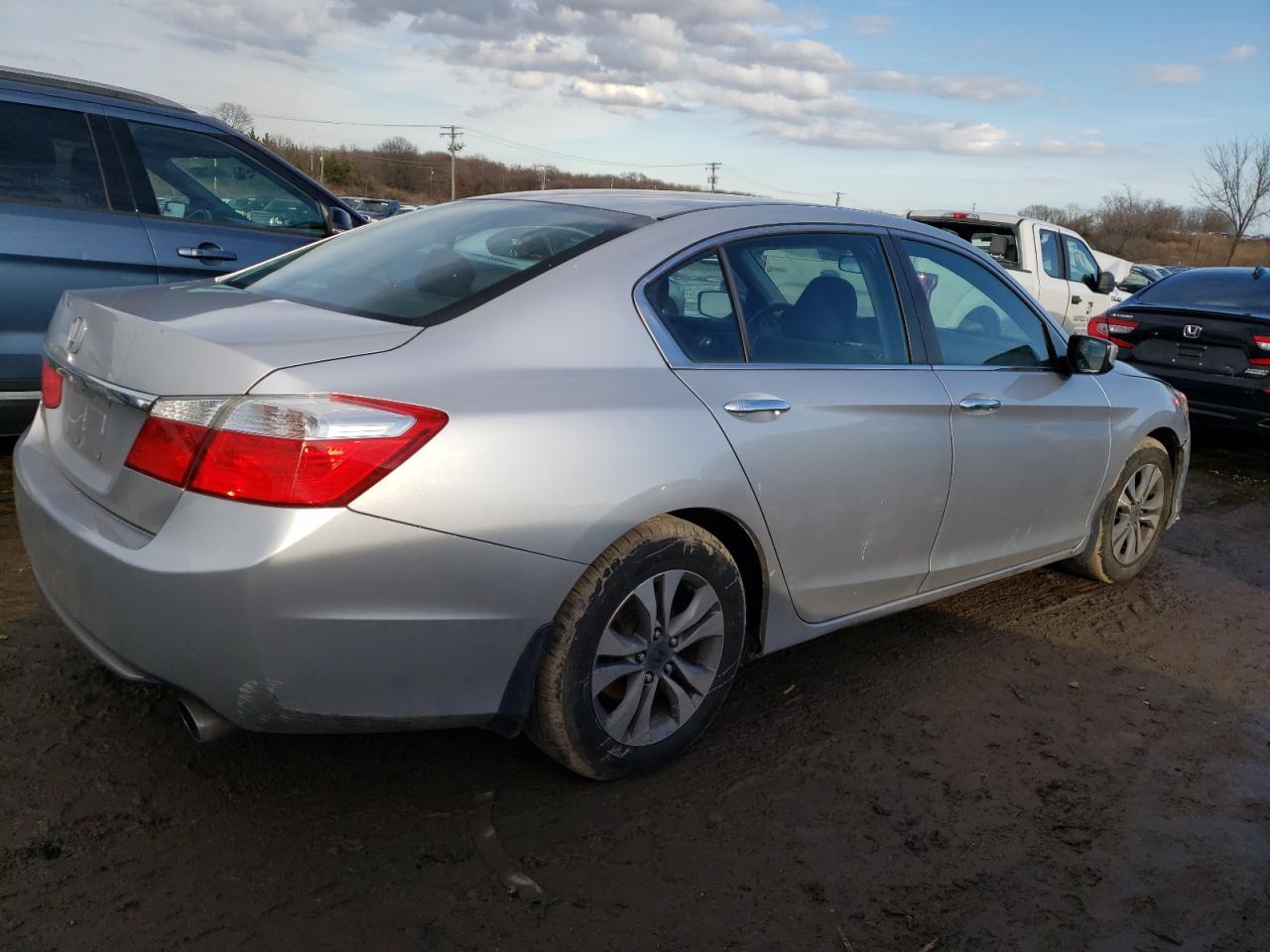 2014 HONDA ACCORD LX - Фото 3