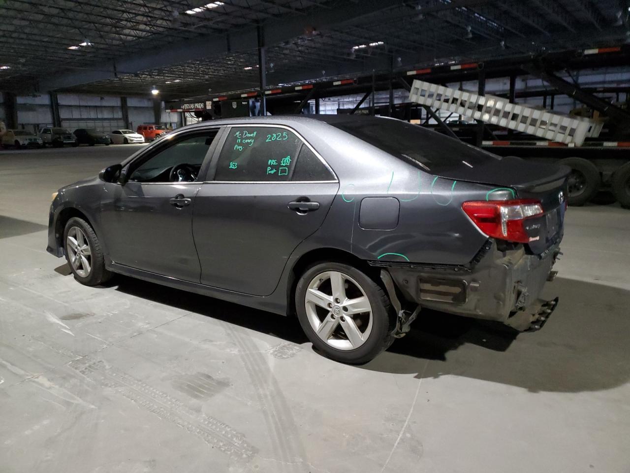 2014 TOYOTA CAMRY L - Image 2