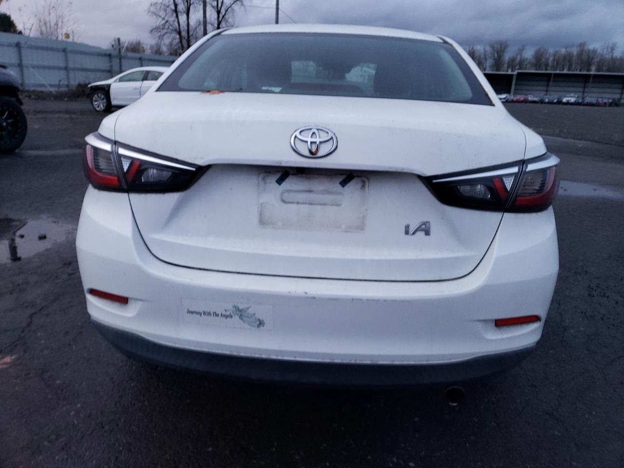2017 TOYOTA YARIS IA - Image 6