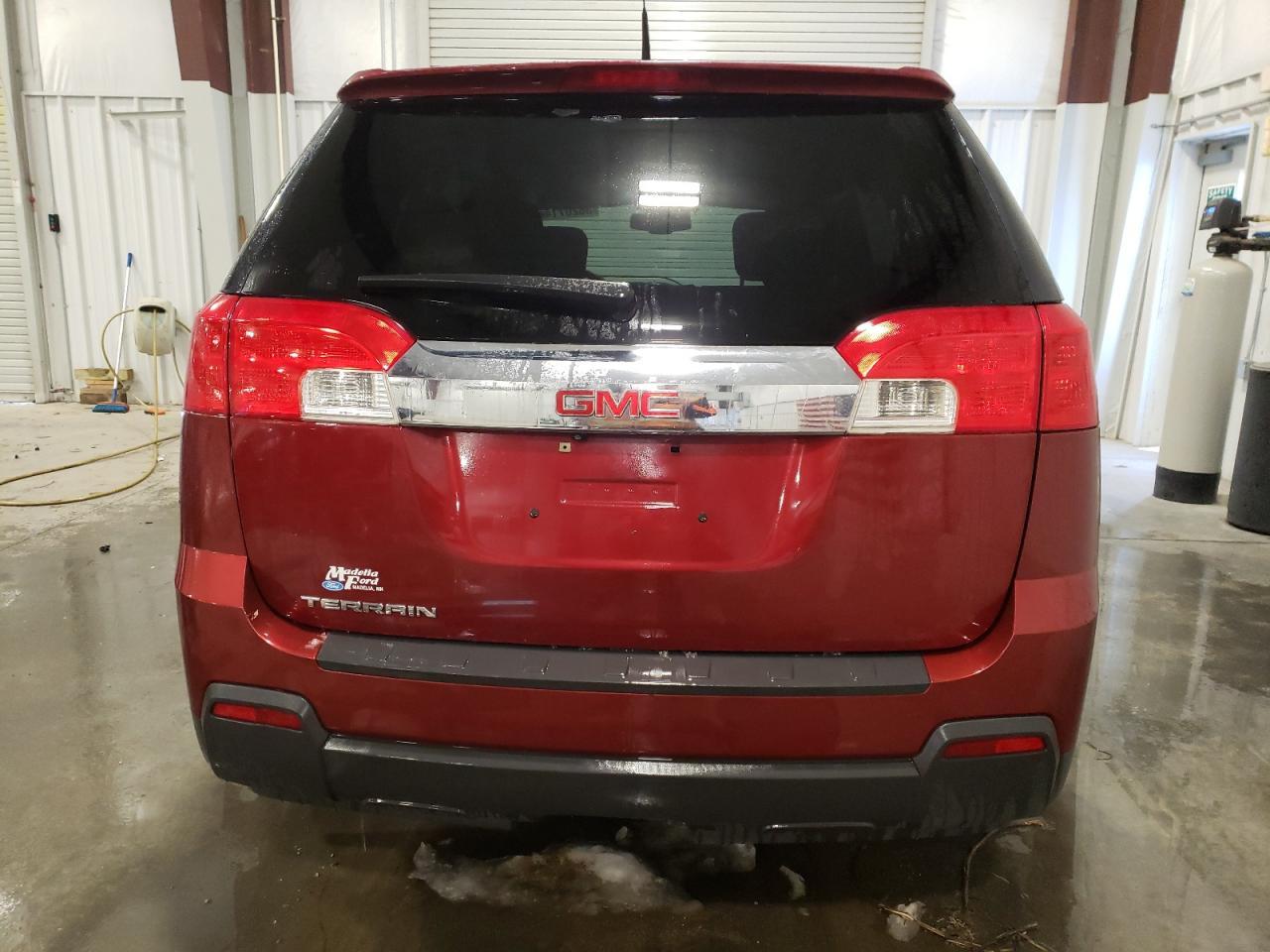 2012 GMC TERRAIN SL - Image 6