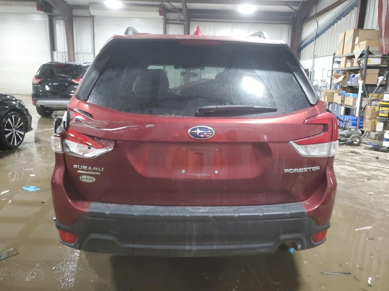 2021 SUBARU FORESTER P - Фото 6
