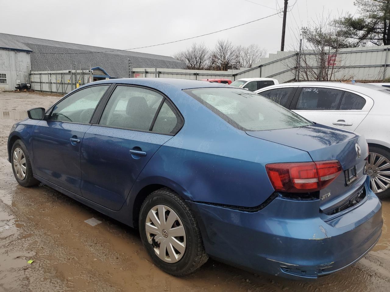 2016 VOLKSWAGEN JETTA S - Image 2