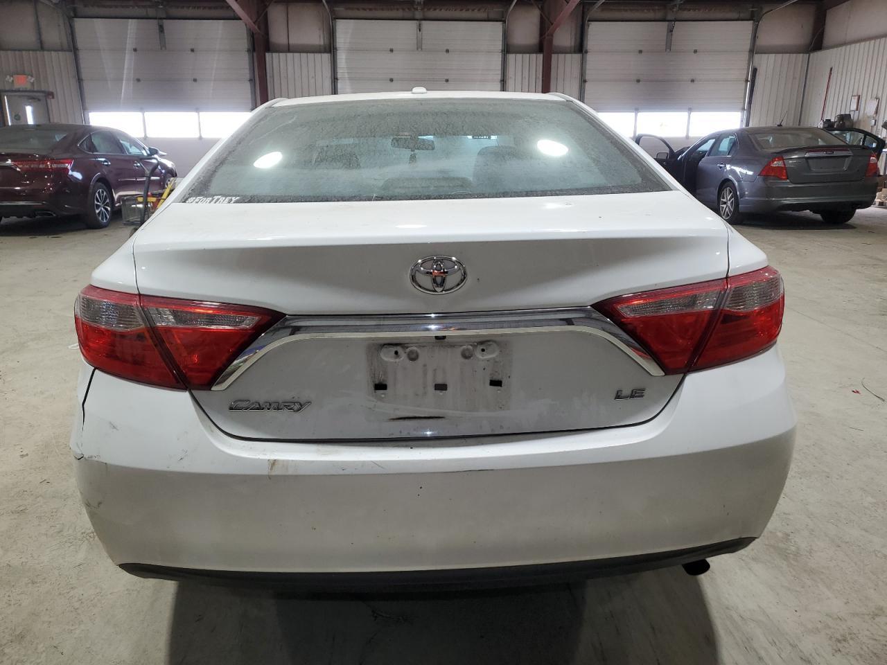 2016 TOYOTA CAMRY LE - Image 6