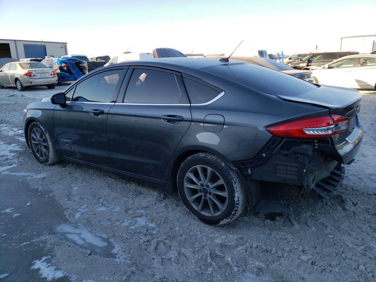 2017 FORD FUSION SE - Image 2