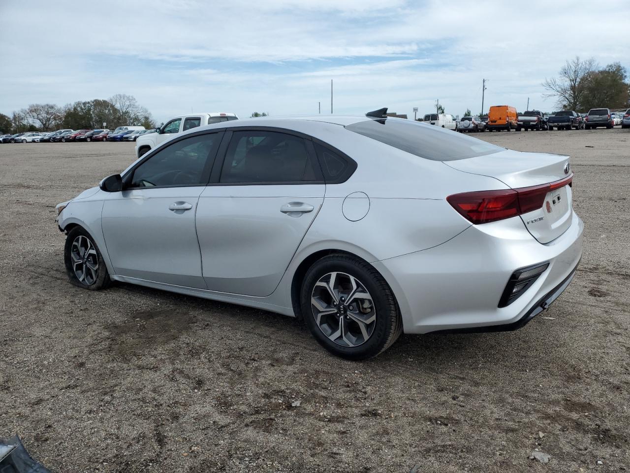 2020 KIA FORTE FE - Фото 2