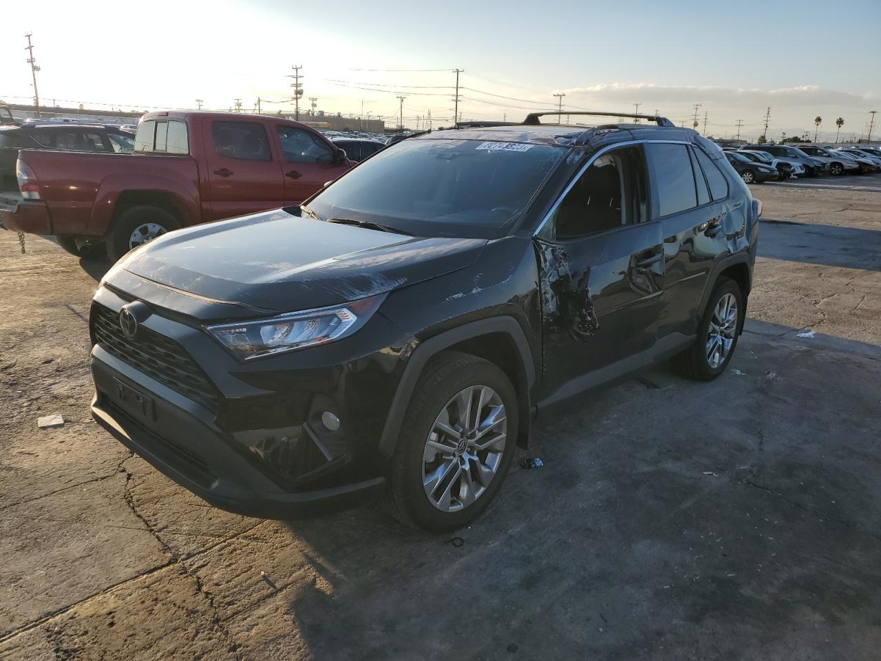 2021 TOYOTA RAV4 XLE P car image