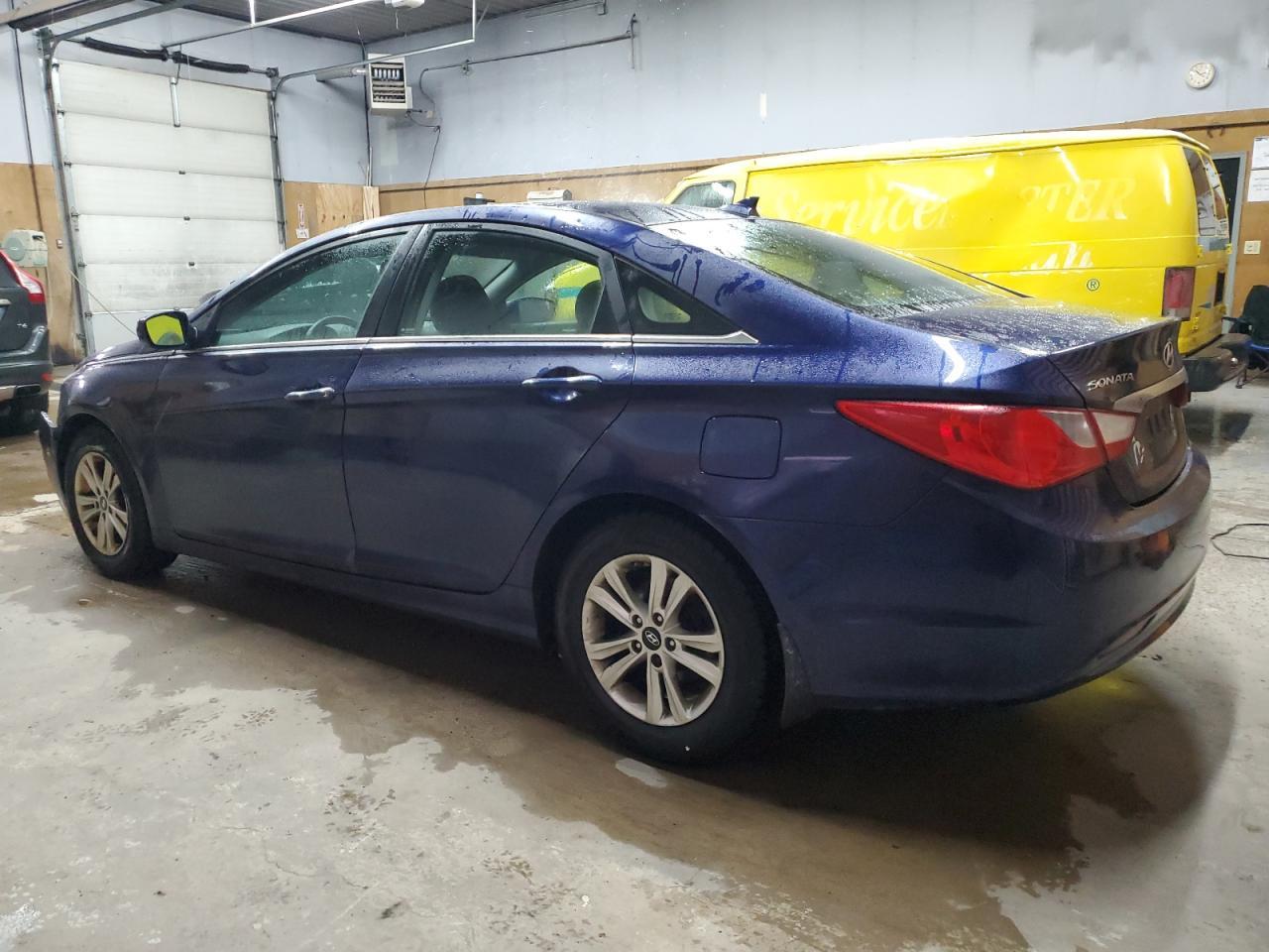 2013 HYUNDAI SONATA GLS - Фото 2