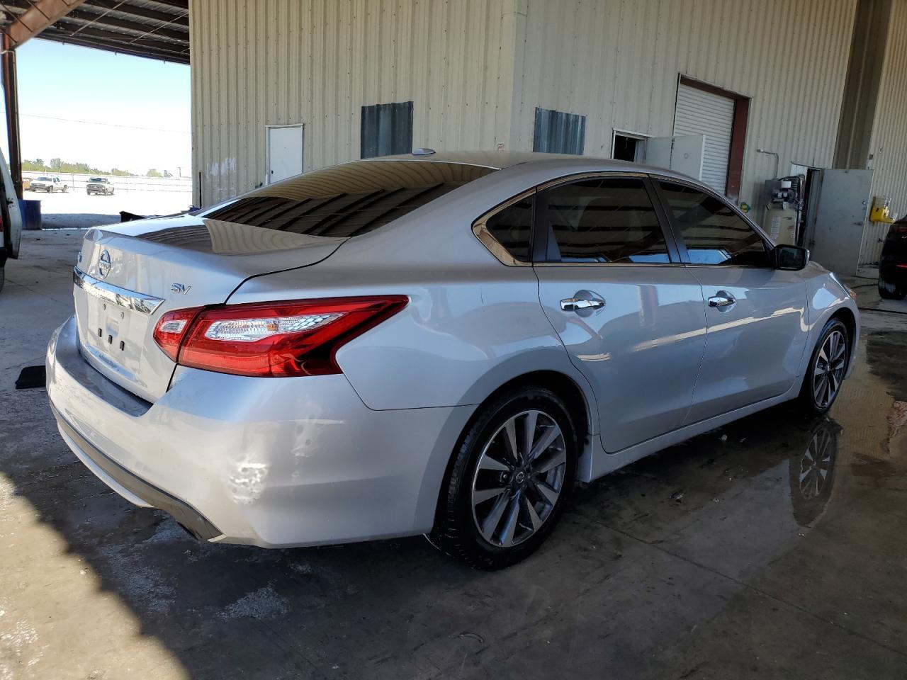 2017 NISSAN ALTIMA 2.5 - Image 3