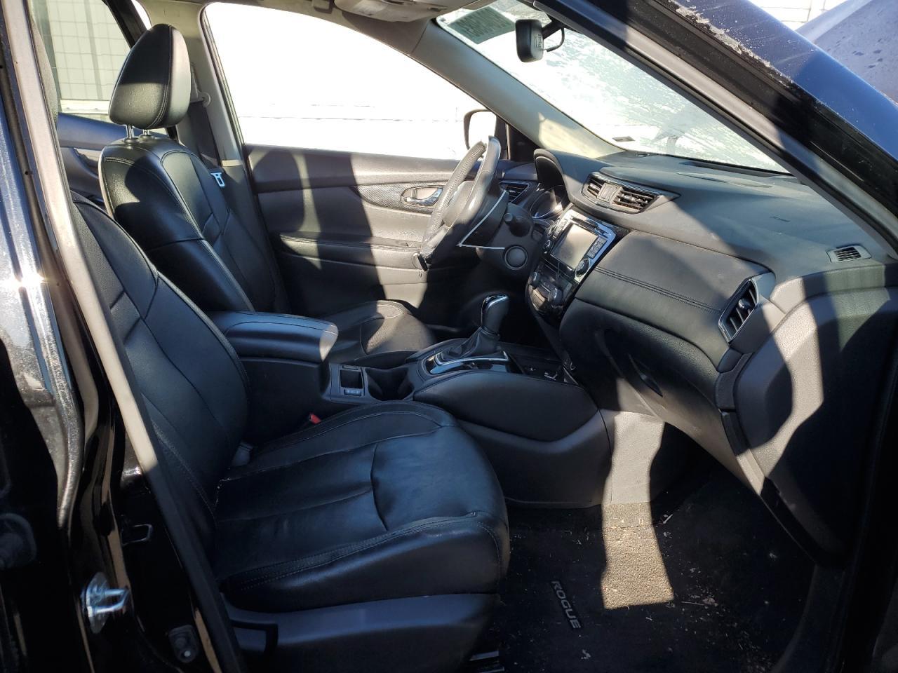 2017 NISSAN ROGUE SV - Image 7