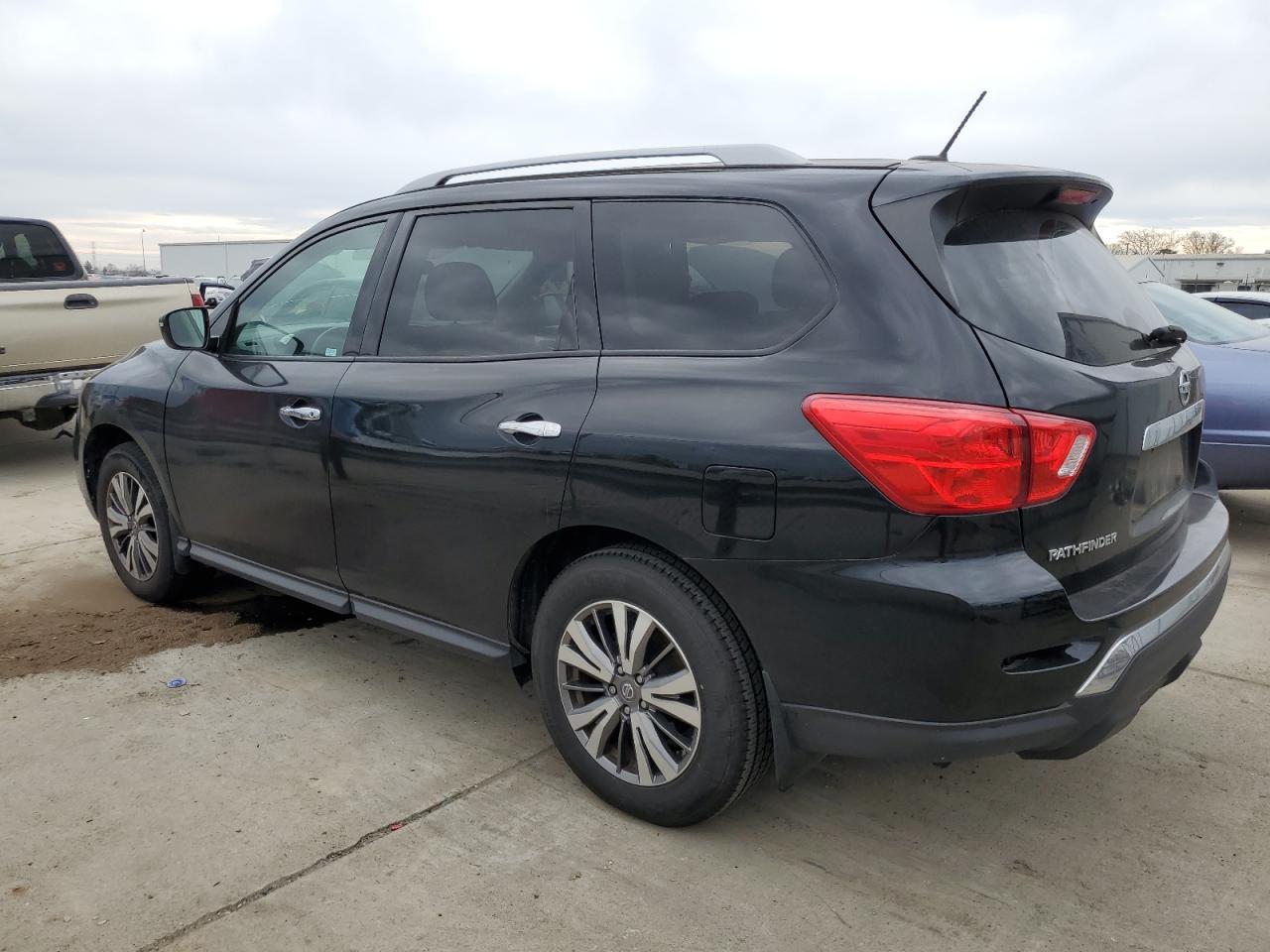 2018 NISSAN PATHFINDER - Image 2