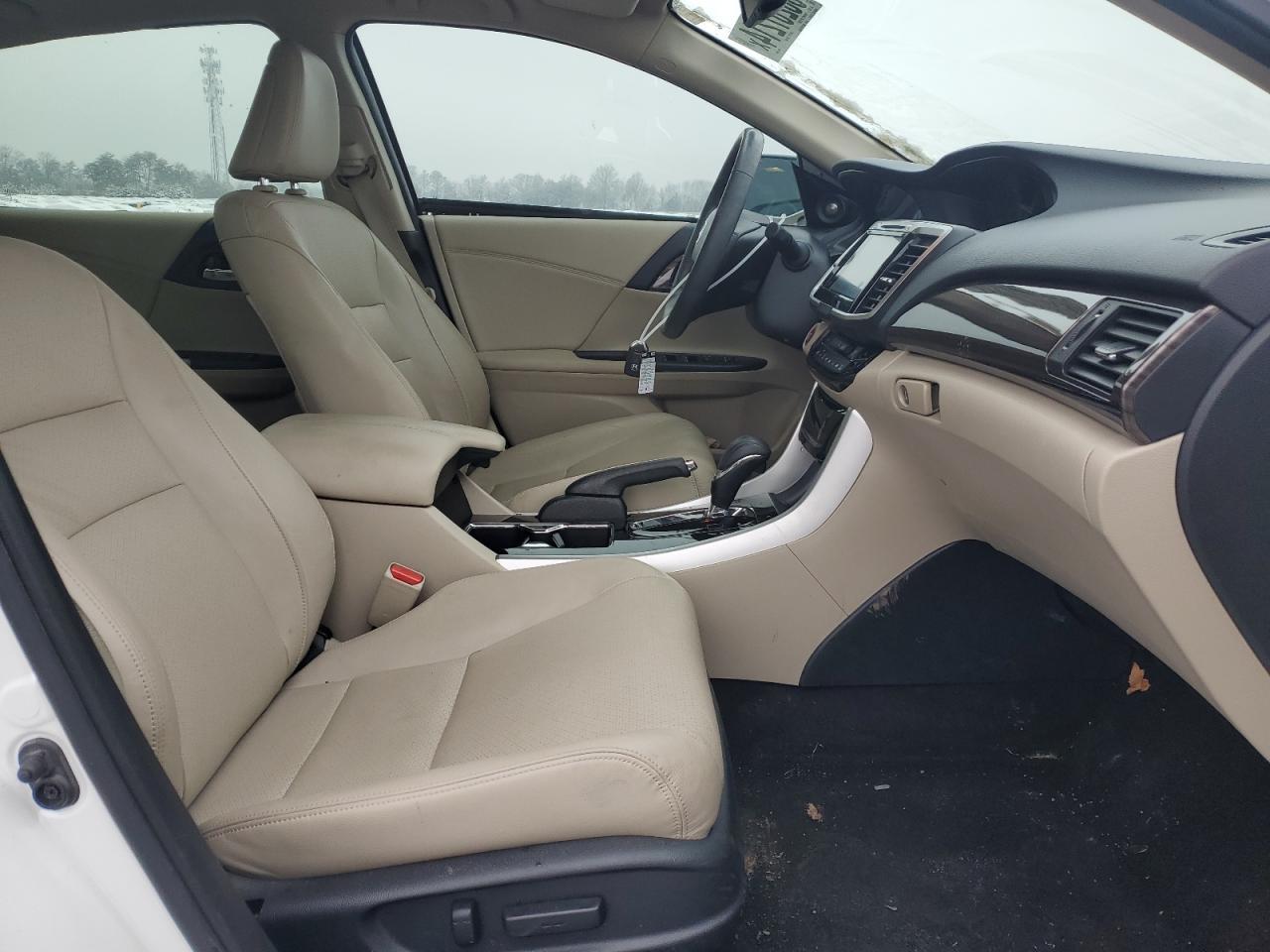 2016 HONDA ACCORD TOU - Image 7