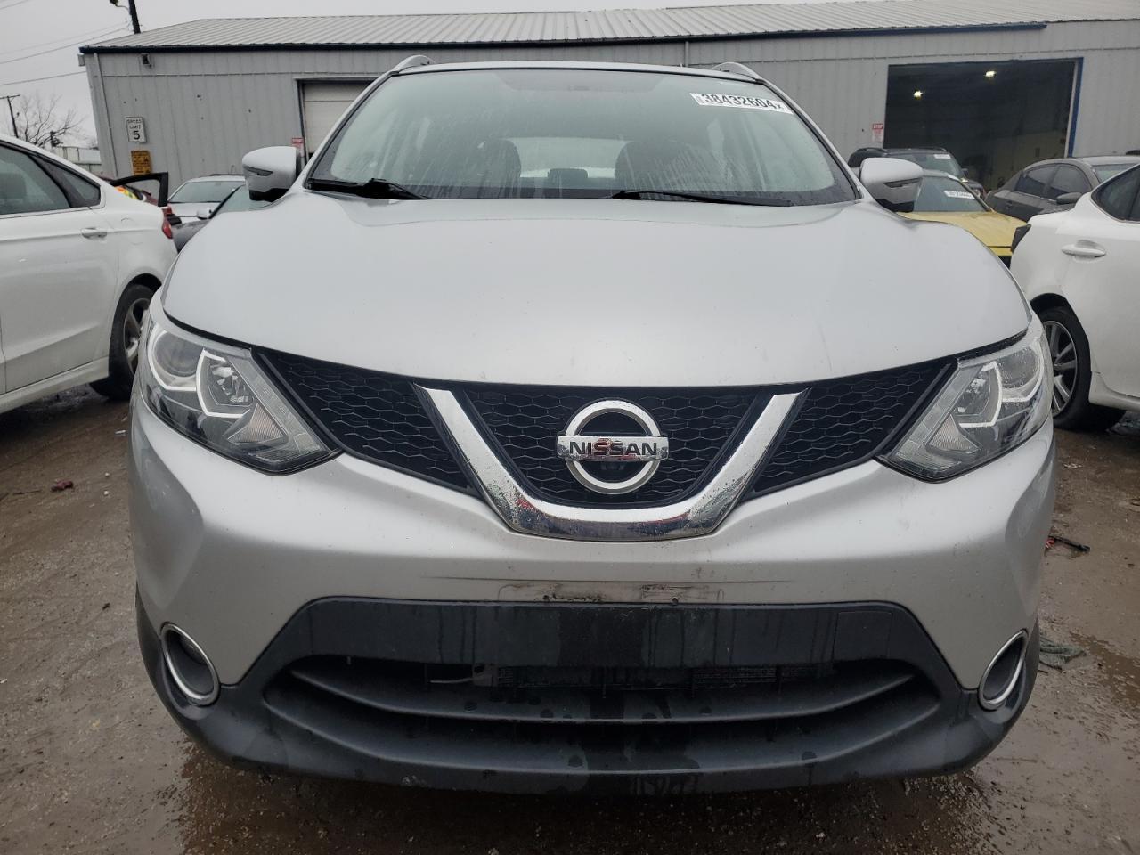 2017 NISSAN ROGUE SPOR - Фото 5