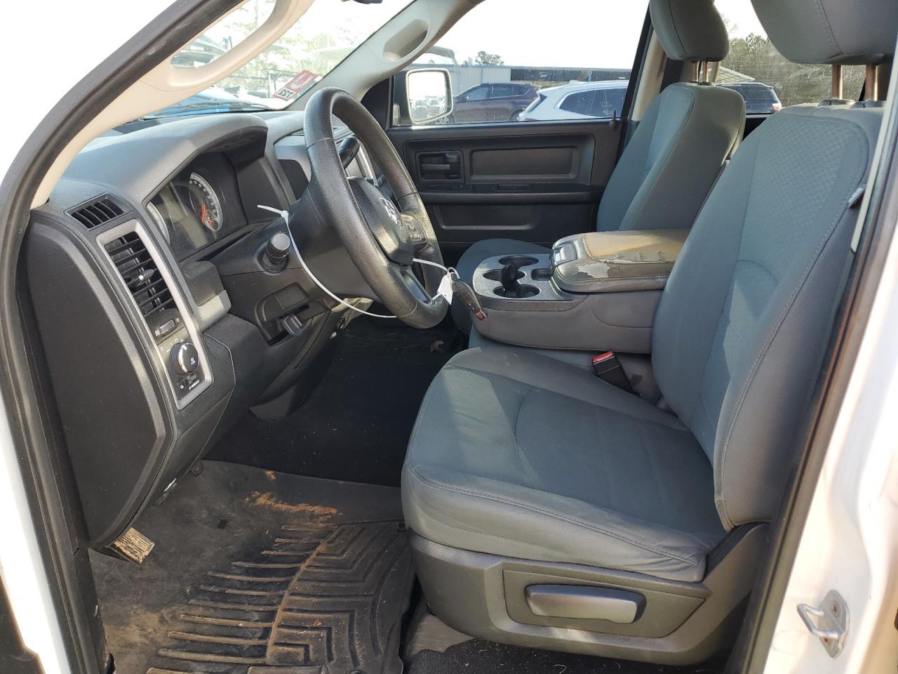 2014 RAM 1500 ST - Фото 7