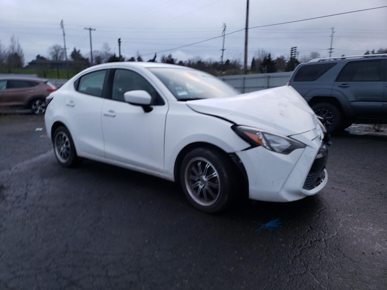 2017 TOYOTA YARIS IA - Image 4