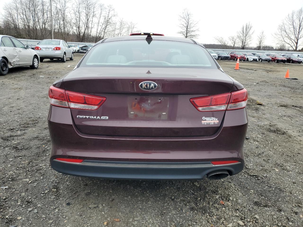 2016 KIA OPTIMA LX - Фото 6
