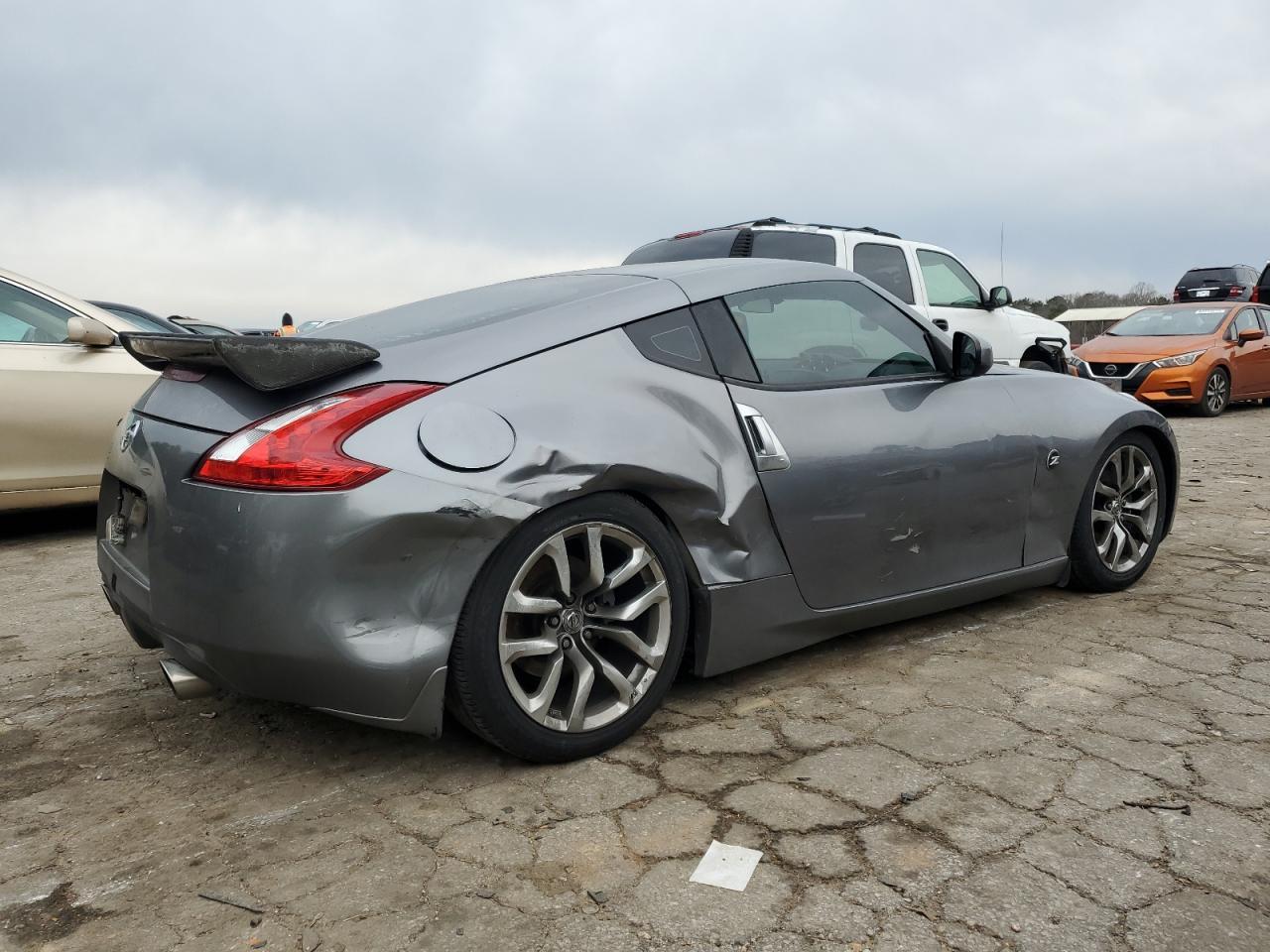 2016 NISSAN 370Z BASE - Фото 3