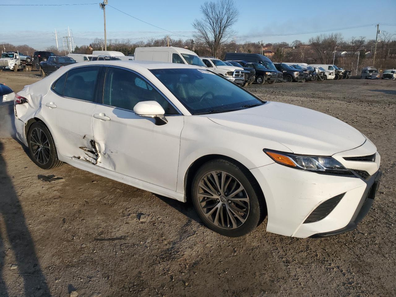 2018 TOYOTA CAMRY L - Image 4