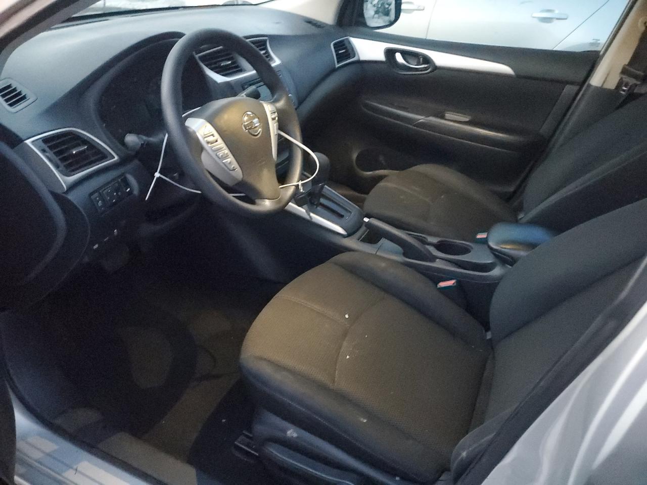 2016 NISSAN SENTRA S - Фото 7