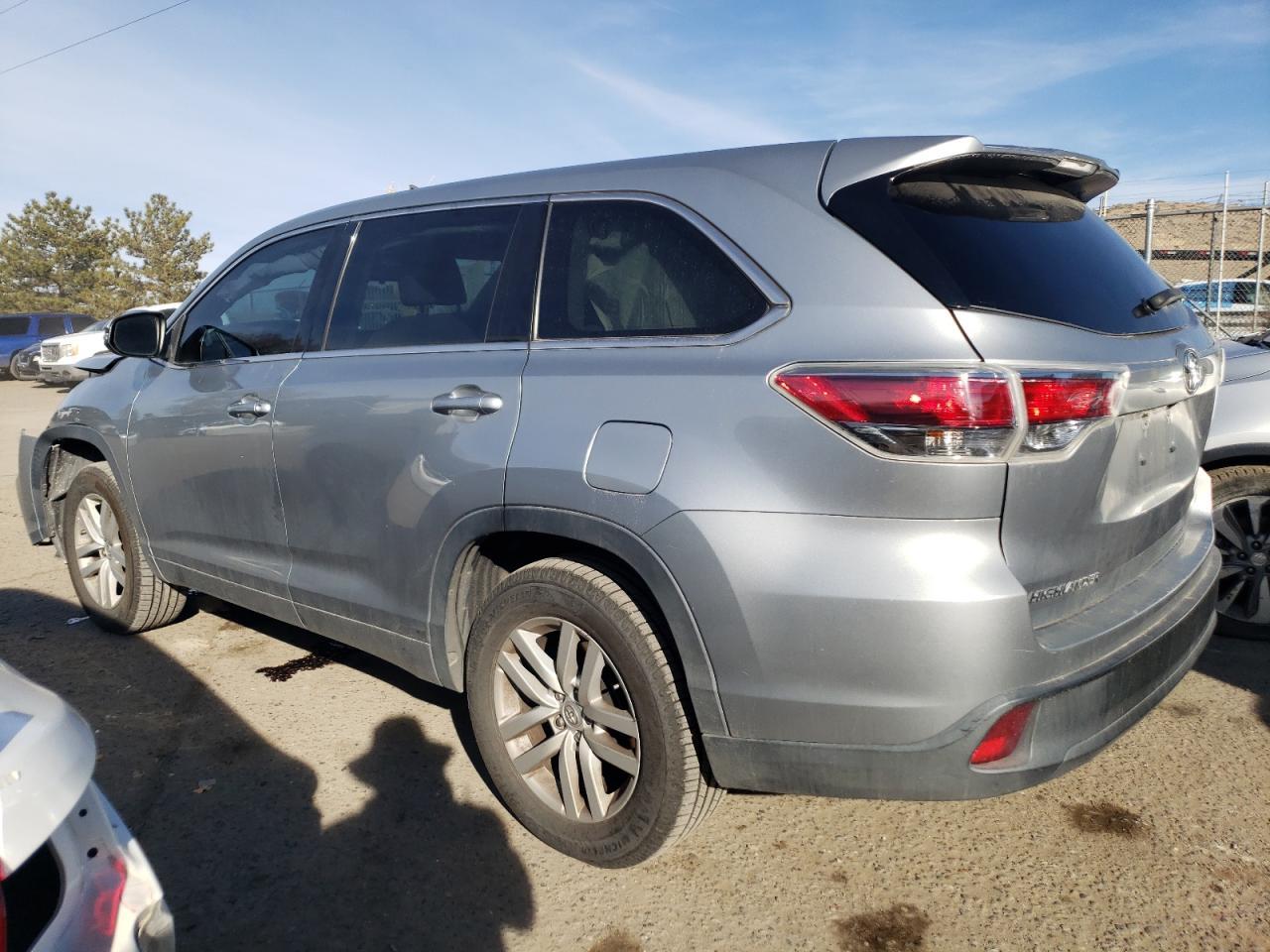 2014 TOYOTA HIGHLANDER - Фото 2