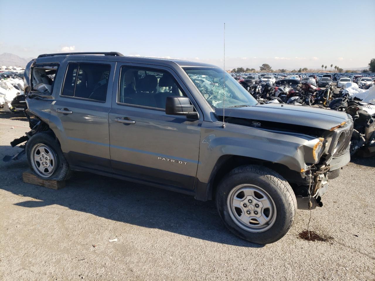 2014 JEEP PATRIOT SP - Фото 4