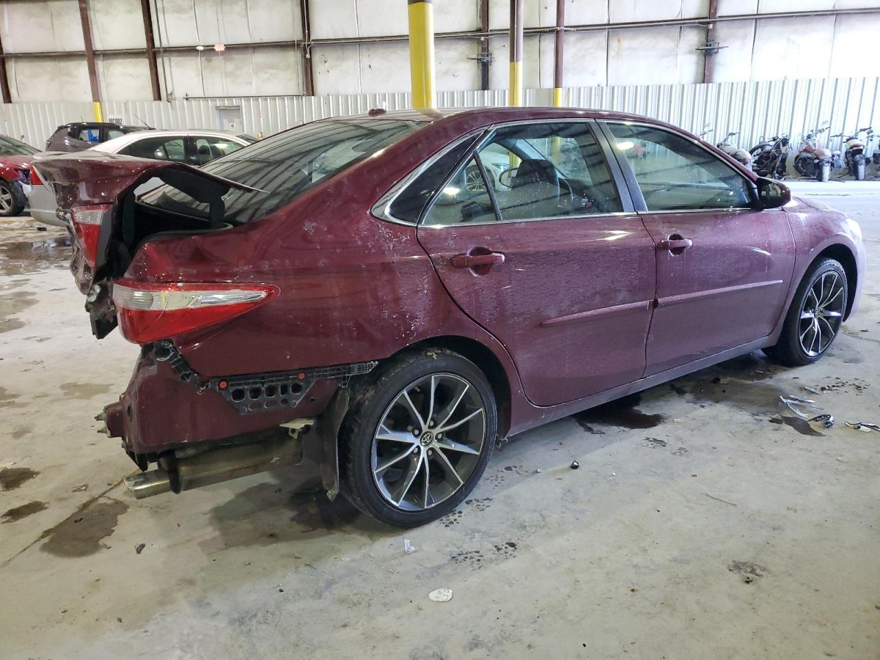 2016 TOYOTA CAMRY LE - Image 3