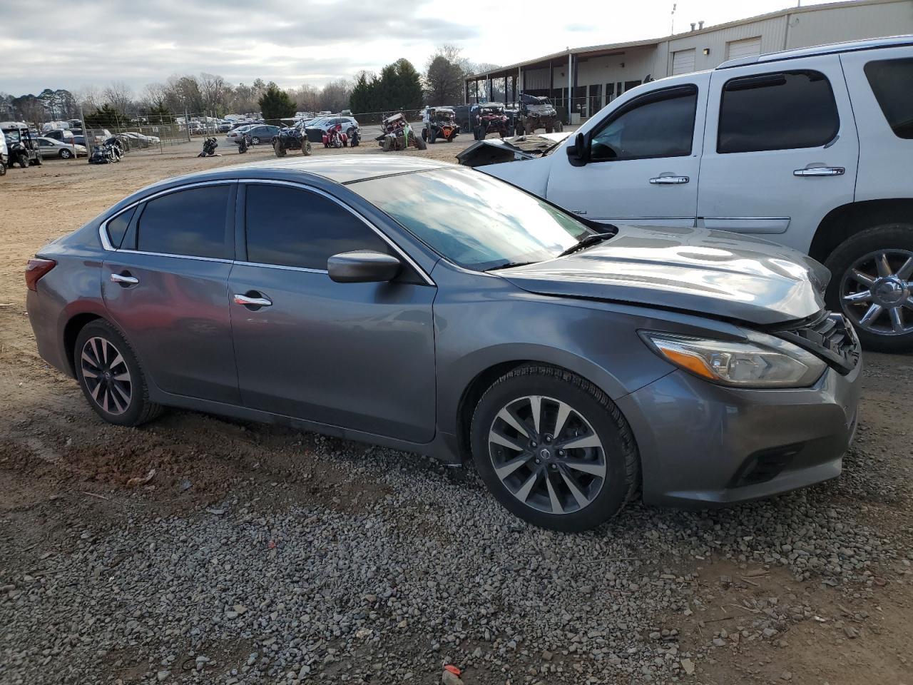 2017 NISSAN ALTIMA 2.5 - Image 4