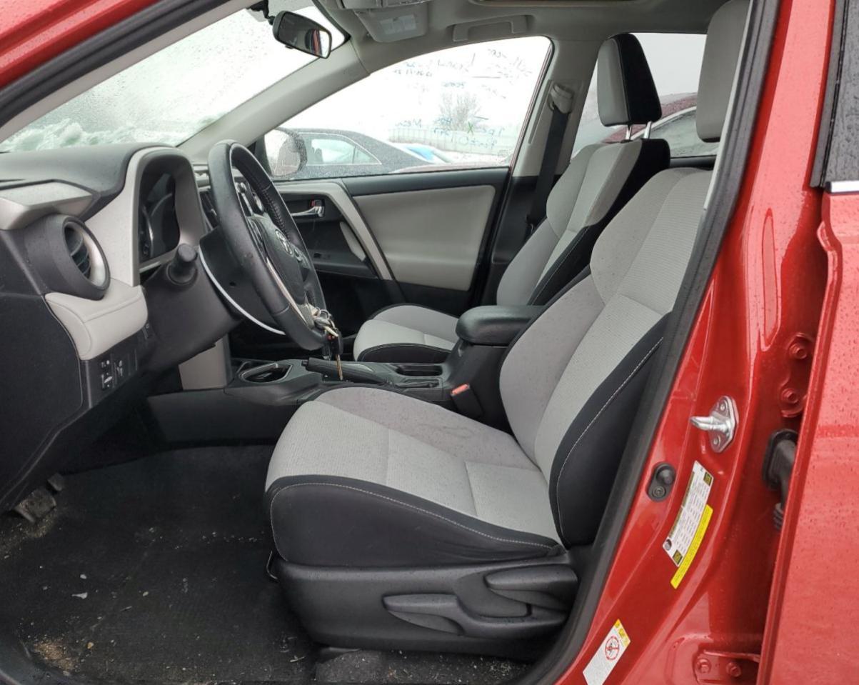 2016 TOYOTA RAV4 XLE - Фото 7