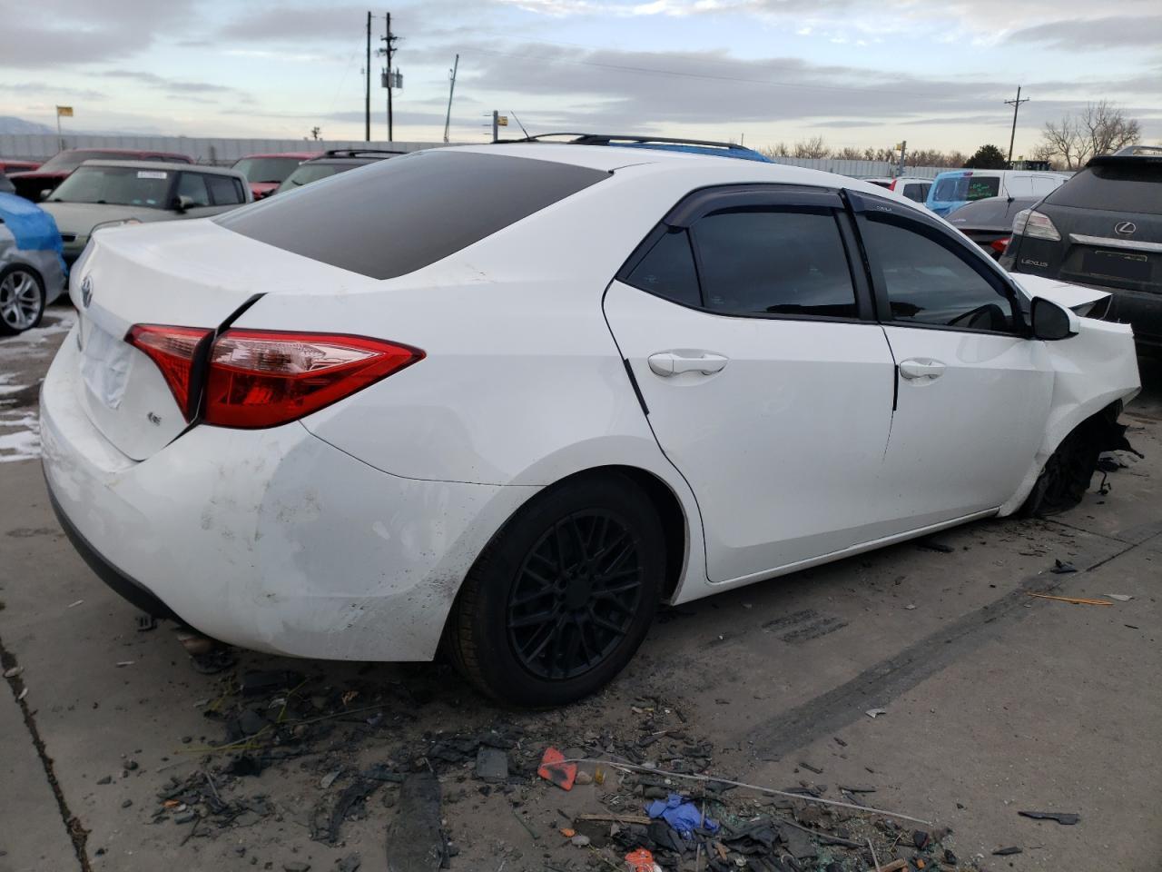 2018 TOYOTA COROLLA L - Image 3