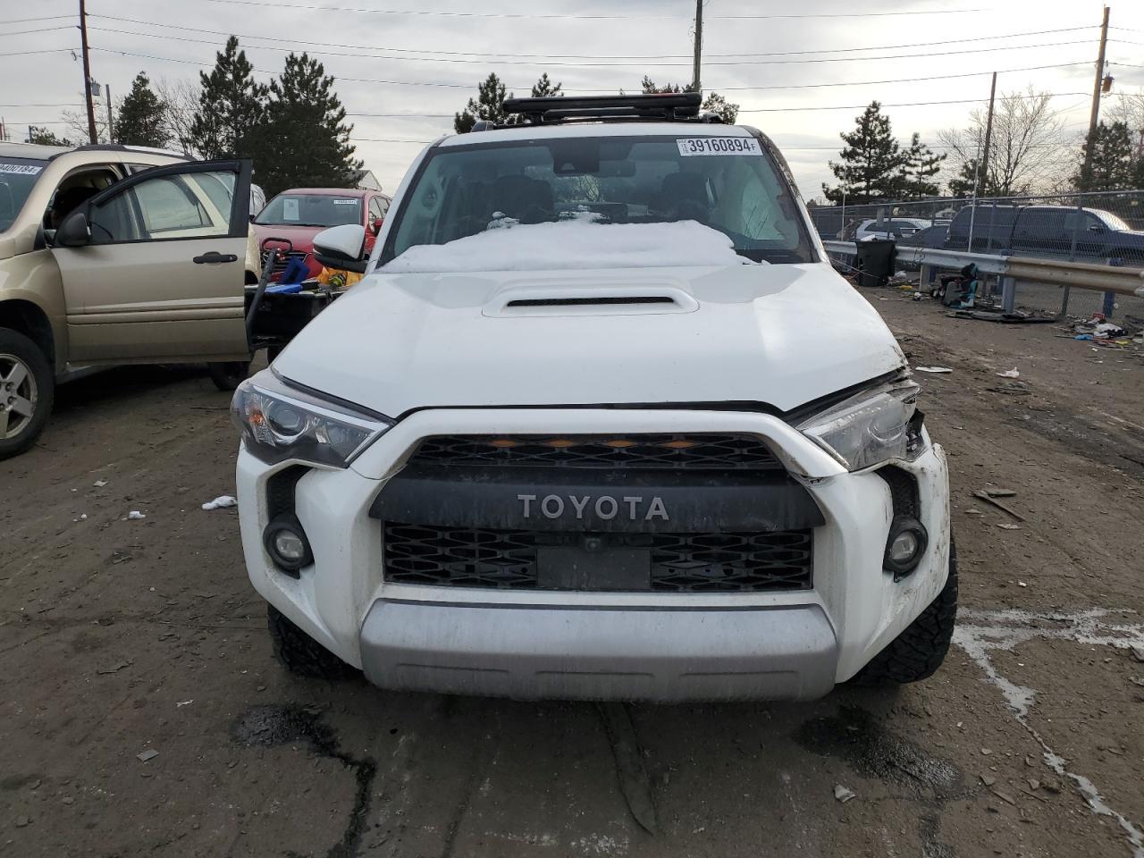 2022 TOYOTA 4RUNNER SR - Image 5