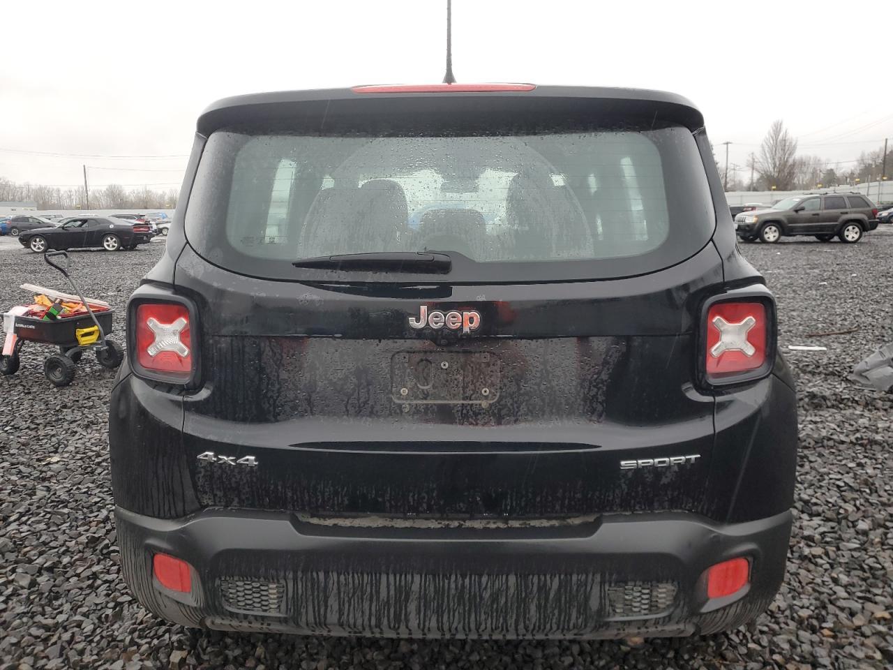 2017 JEEP RENEGADE S - Image 6