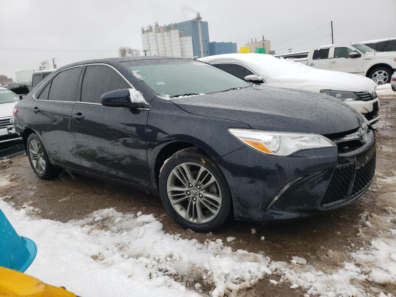 2016 TOYOTA CAMRY LE - Фото 4