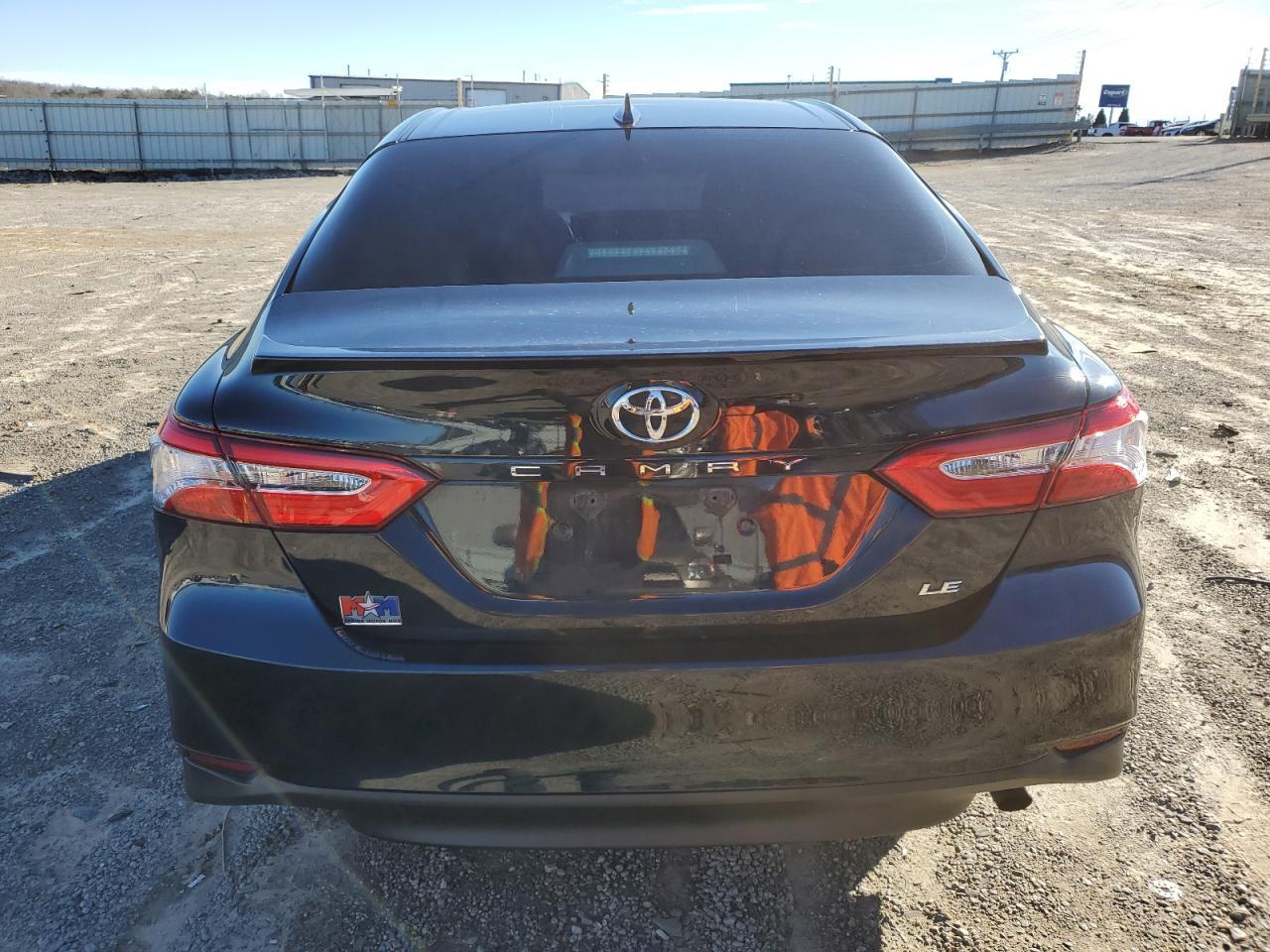 2020 TOYOTA CAMRY LE - Фото 6