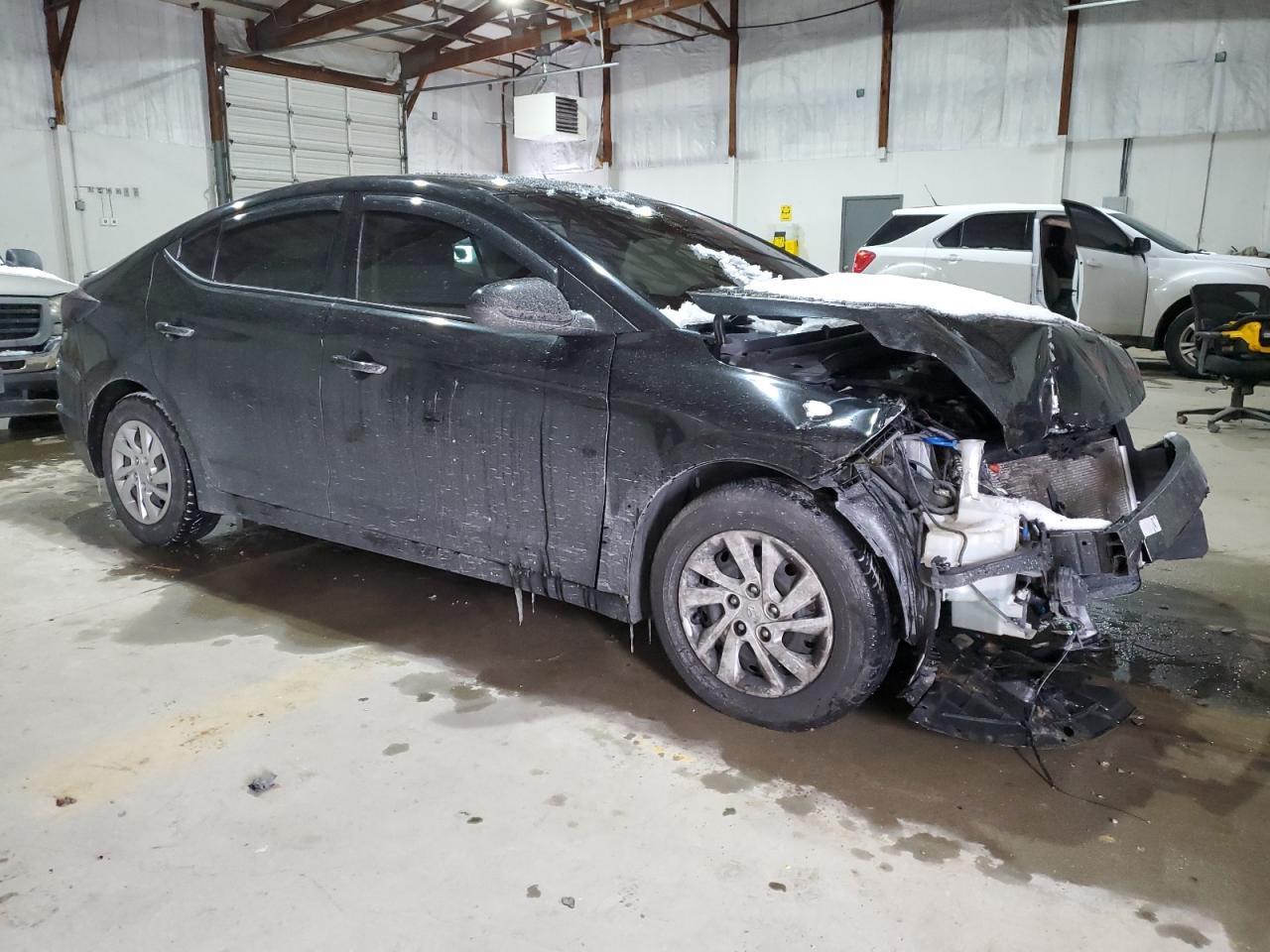 2019 HYUNDAI ELANTRA SE - Фото 4
