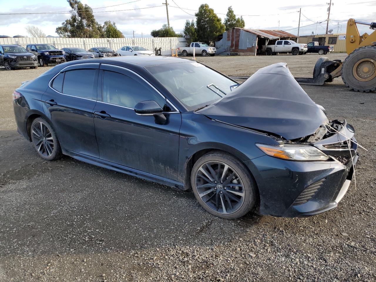 2019 TOYOTA CAMRY XSE - Image 4