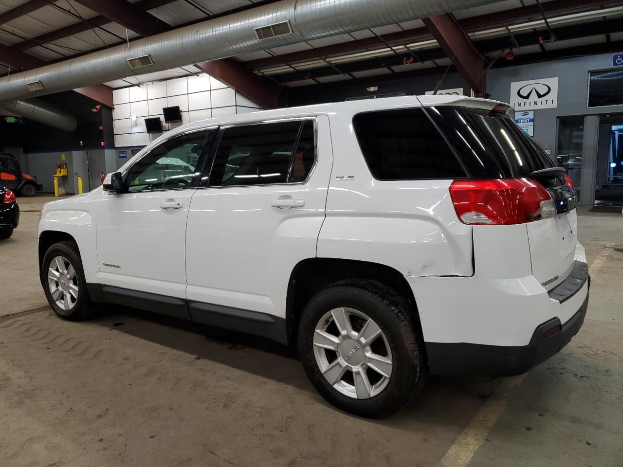2012 GMC TERRAIN SL - Image 2